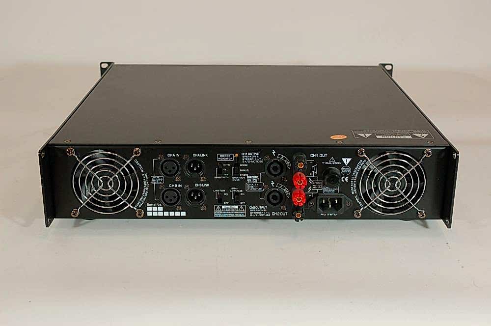 Усилвател CM300